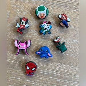 ❤️🥀💚NWT CROC CHARM ACCESSORIES SET (8)❤️🥀💚